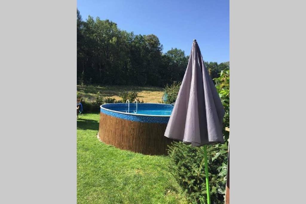 Apartman U Pamatneho Stromu Apartment Ceska Lipa Luaran gambar